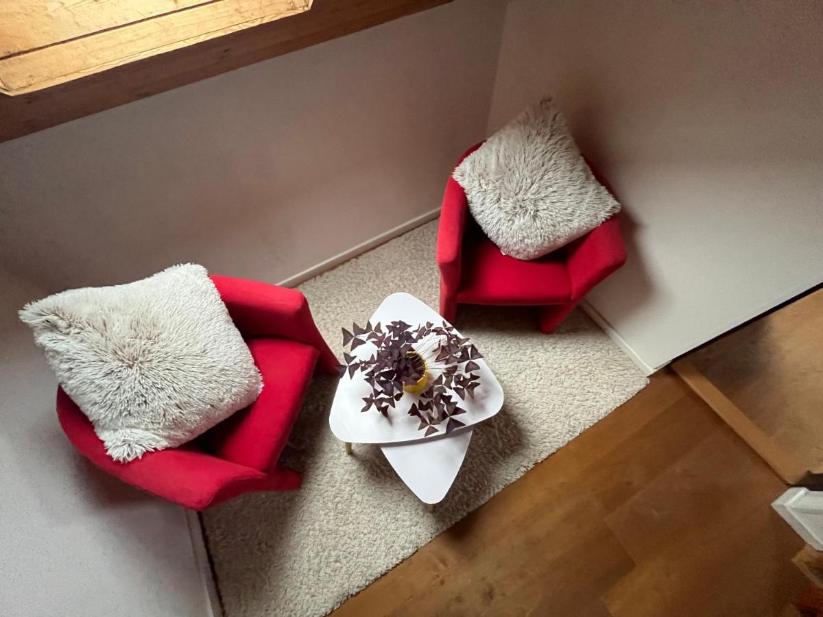 "Stone'S Throw" Krumlov 5 Min By Car, Lipno 15 Min By Car, 2 Bdrooms,Playroom Kajov Екстер'єр фото