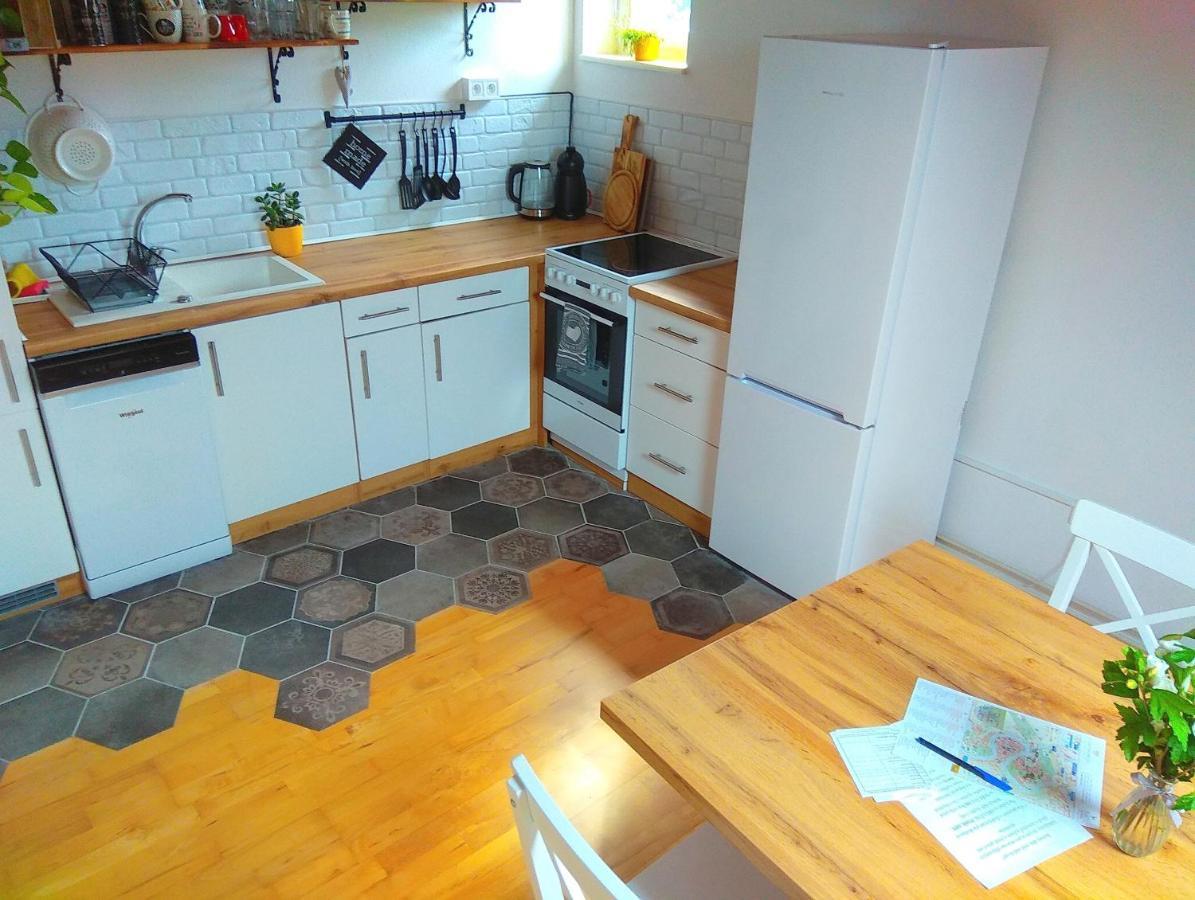 "Stone'S Throw" Krumlov 5 Min By Car, Lipno 15 Min By Car, 2 Bdrooms,Playroom Kajov Екстер'єр фото